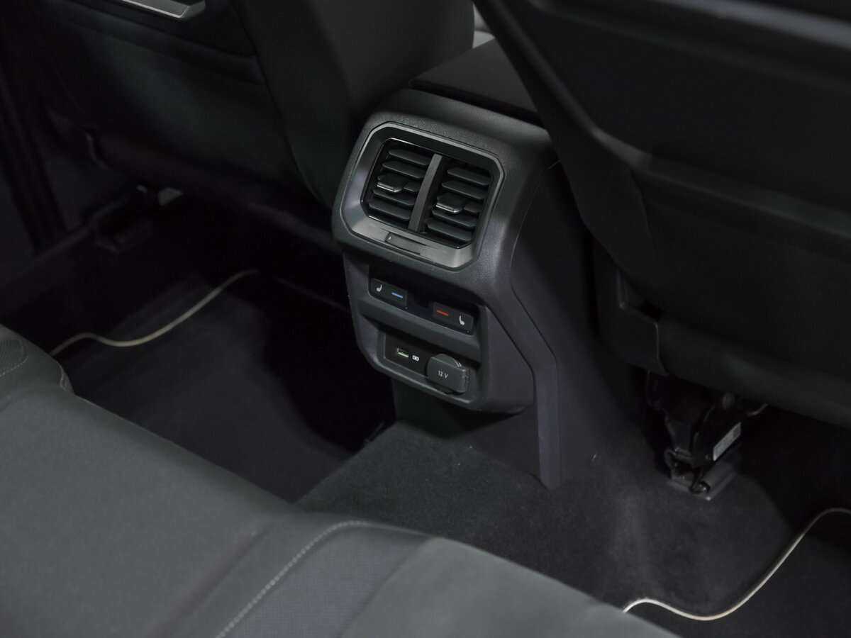 Volkswagen Tiguan с пробегом — 2019 год. Фото: #14