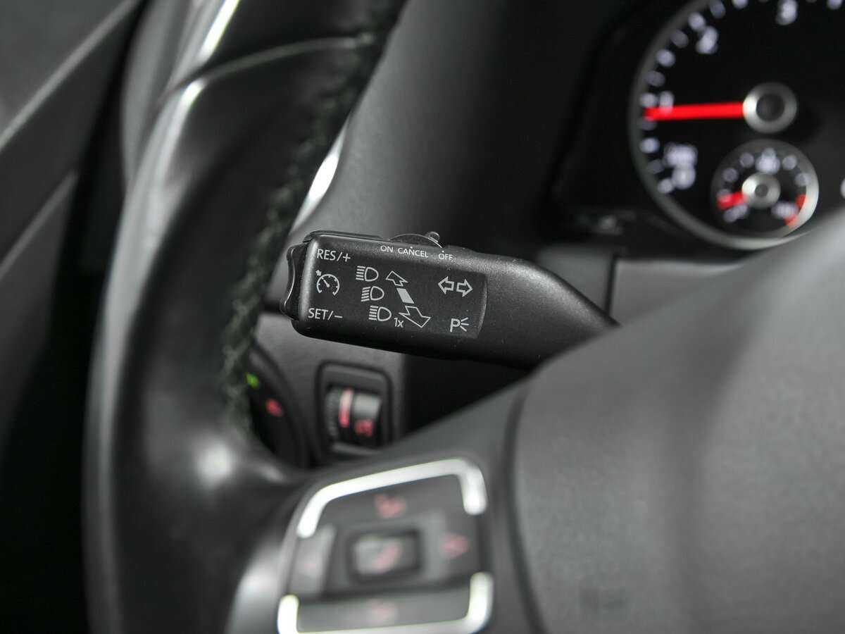 Volkswagen Tiguan с пробегом — 2013 год. Фото: #8