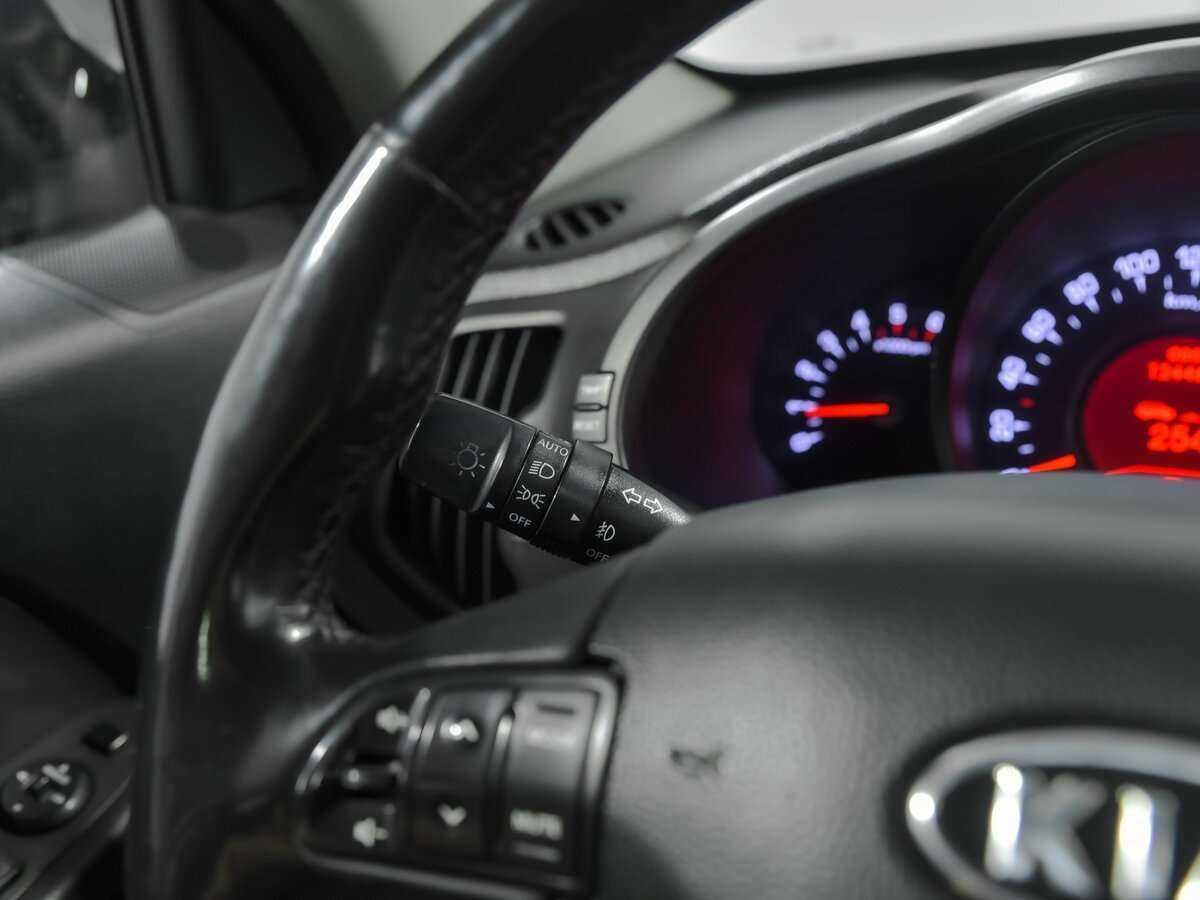 Kia Sportage с пробегом — 2011 год. Фото: #6