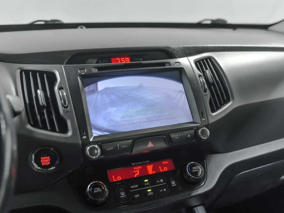 Kia Sportage с пробегом — 2011 год. Фото: #9