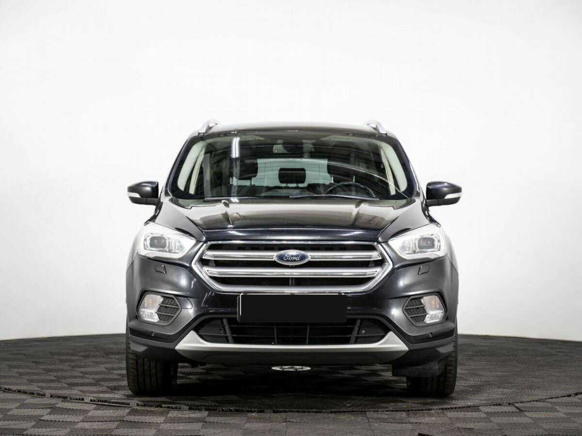 Ford Kuga с пробегом — 2019 год. Фото: #1