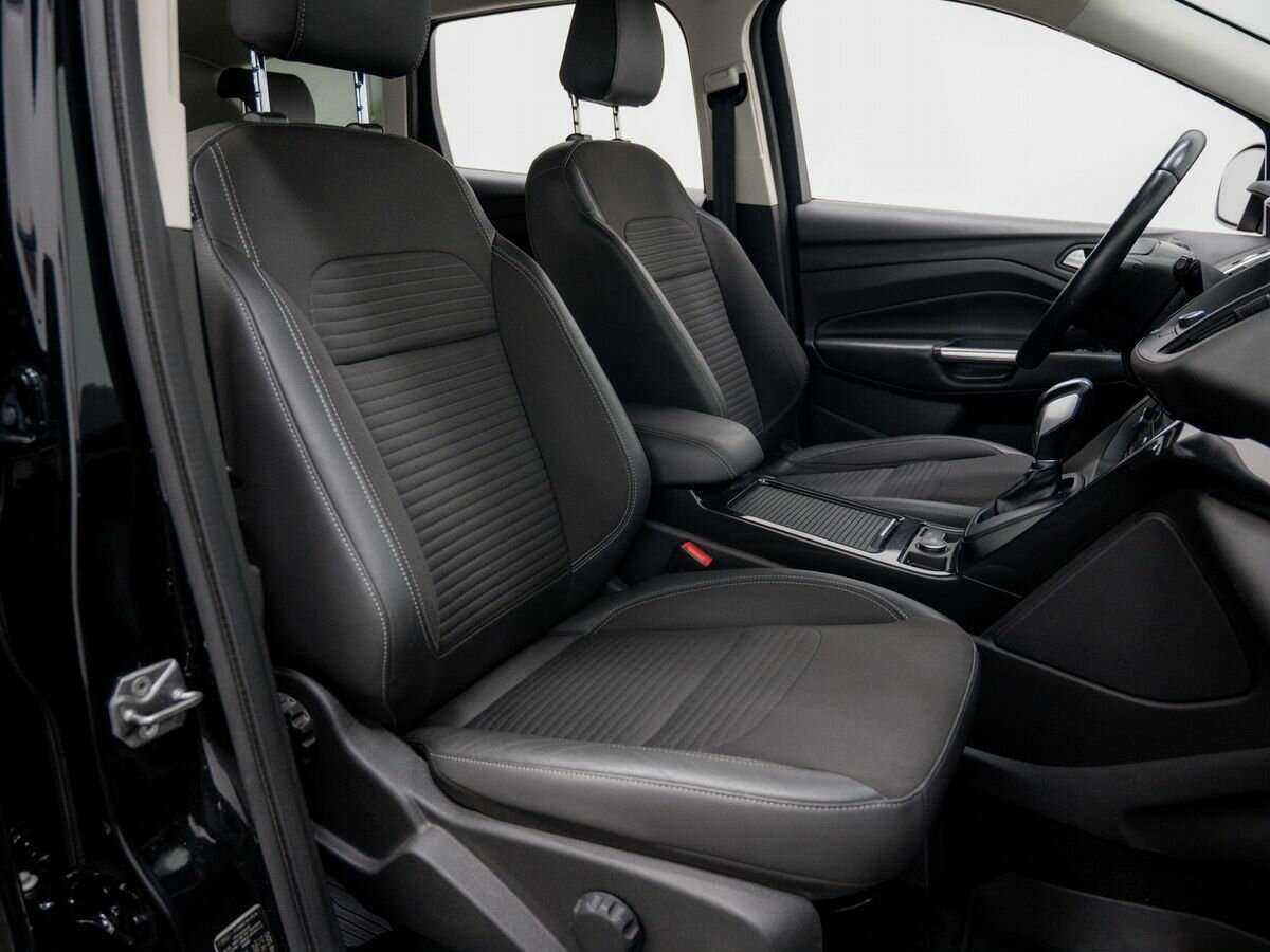 Ford Kuga с пробегом — 2019 год. Фото: #11