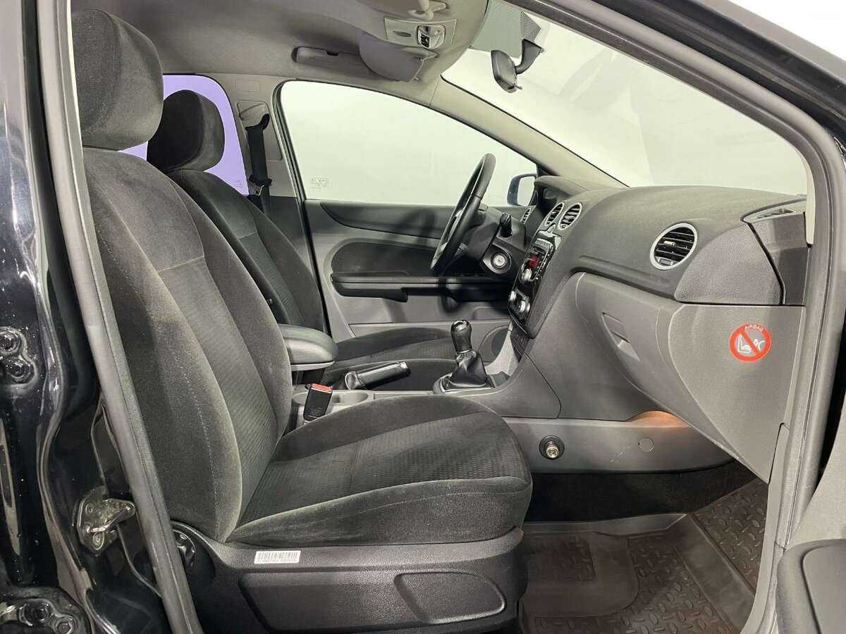 Ford Focus с пробегом — 2007 год. Фото: #13