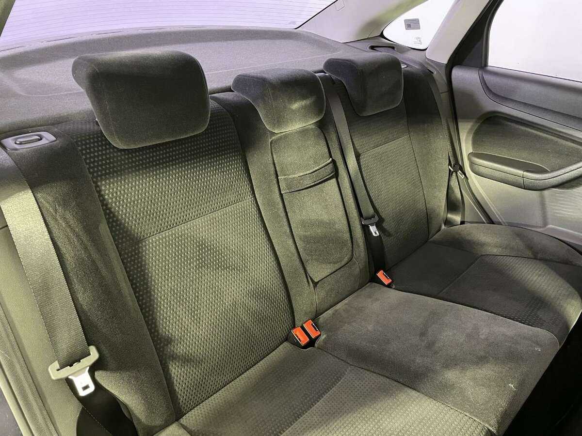 Ford Focus с пробегом — 2007 год. Фото: #14