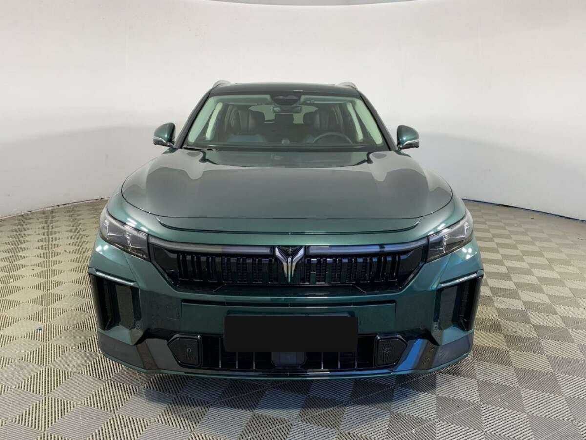 Voyah Free с пробегом — 2023 год. Фото: #1