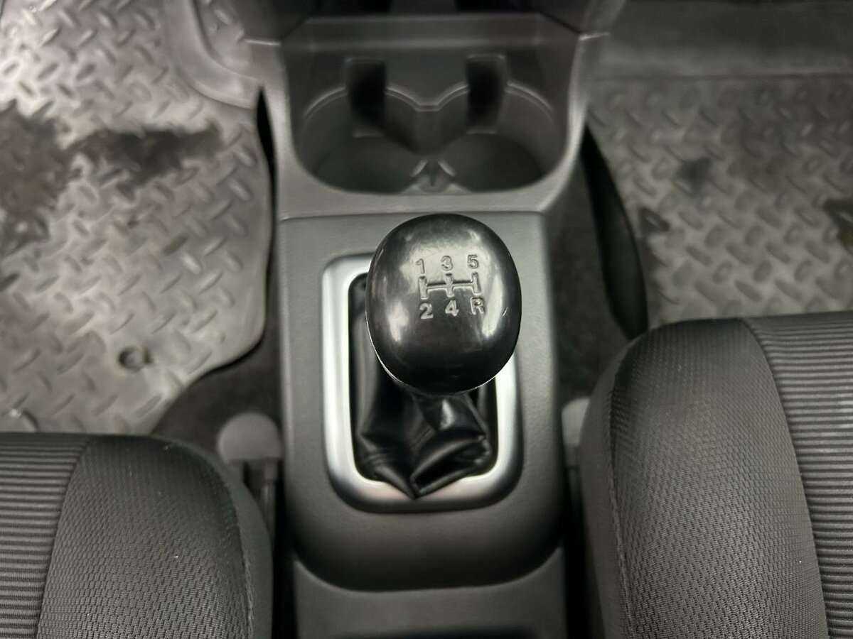 Suzuki Liana с пробегом — 2004 год. Фото: #12