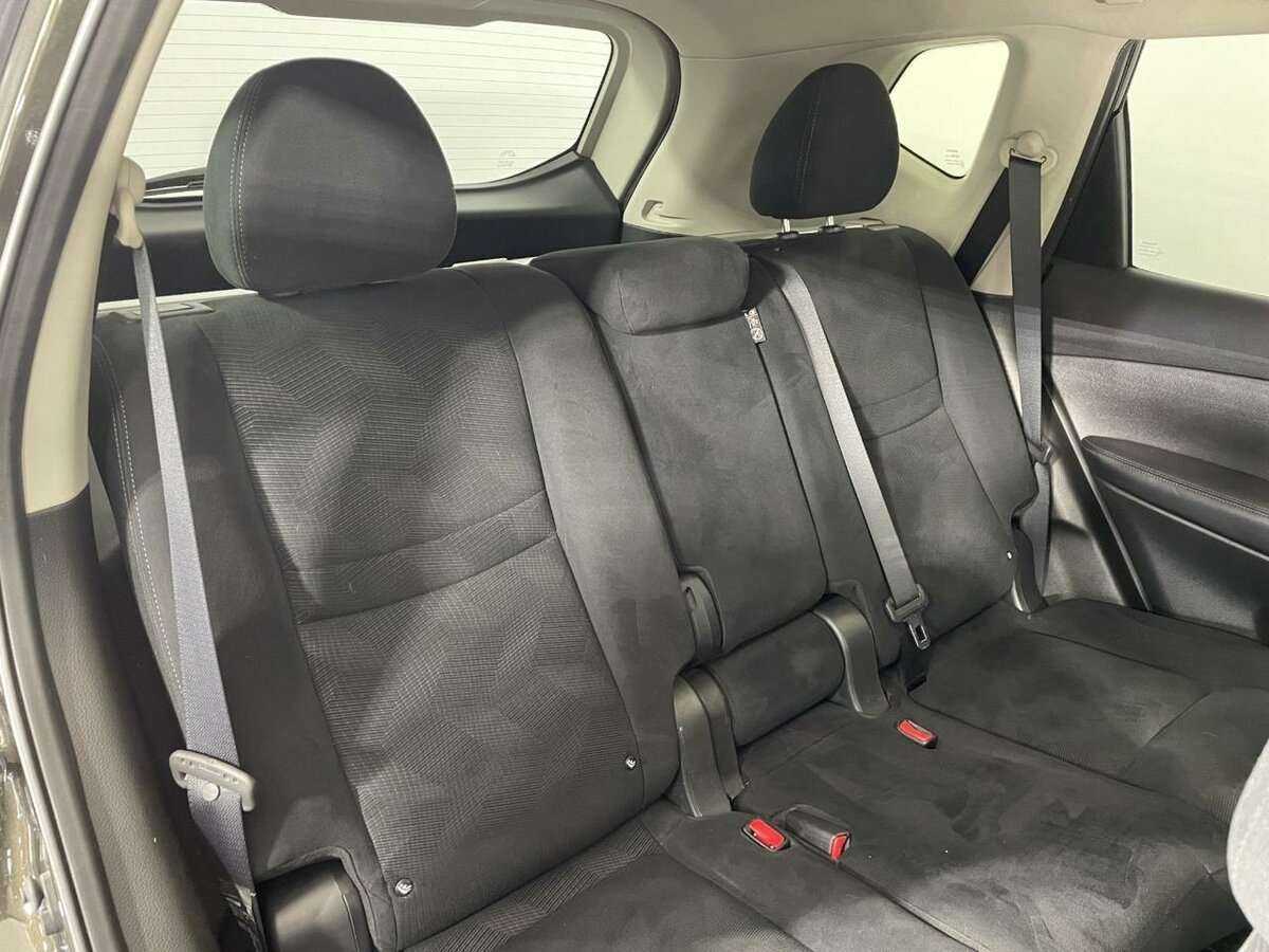 Nissan X-Trail с пробегом — 2015 год. Фото: #15