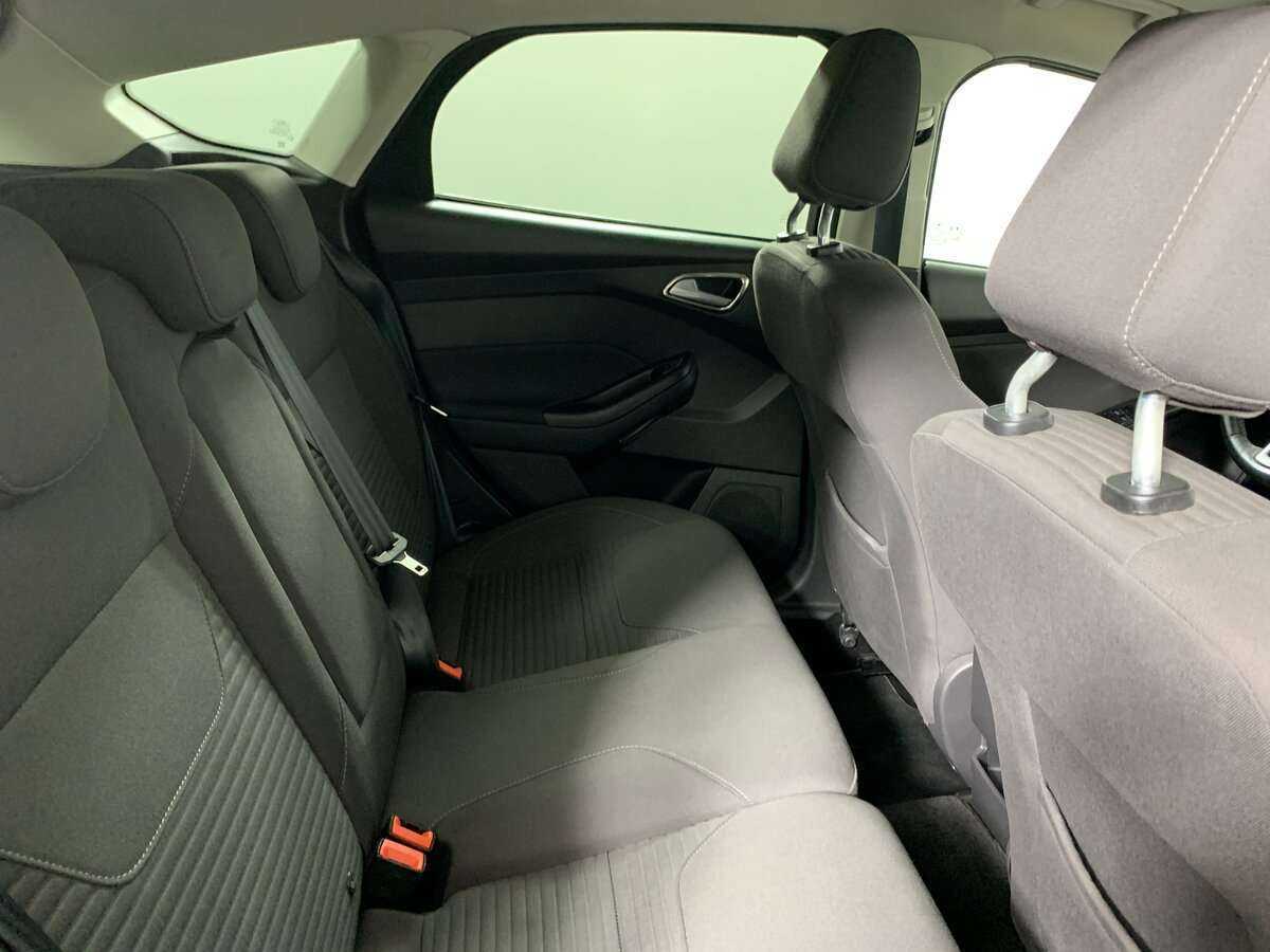 Ford Focus с пробегом — 2016 год. Фото: #17