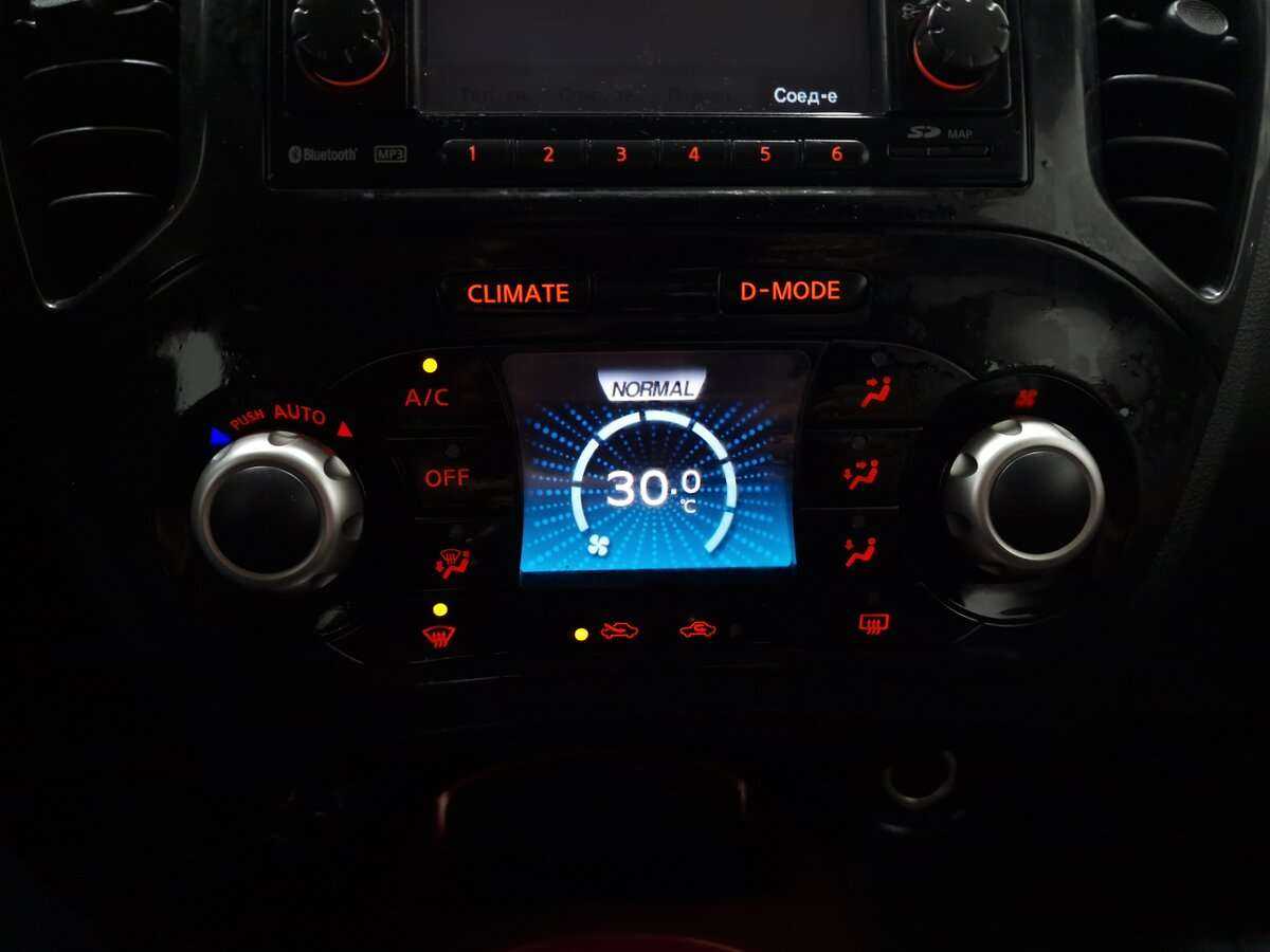 Nissan Juke с пробегом — 2011 год. Фото: #10