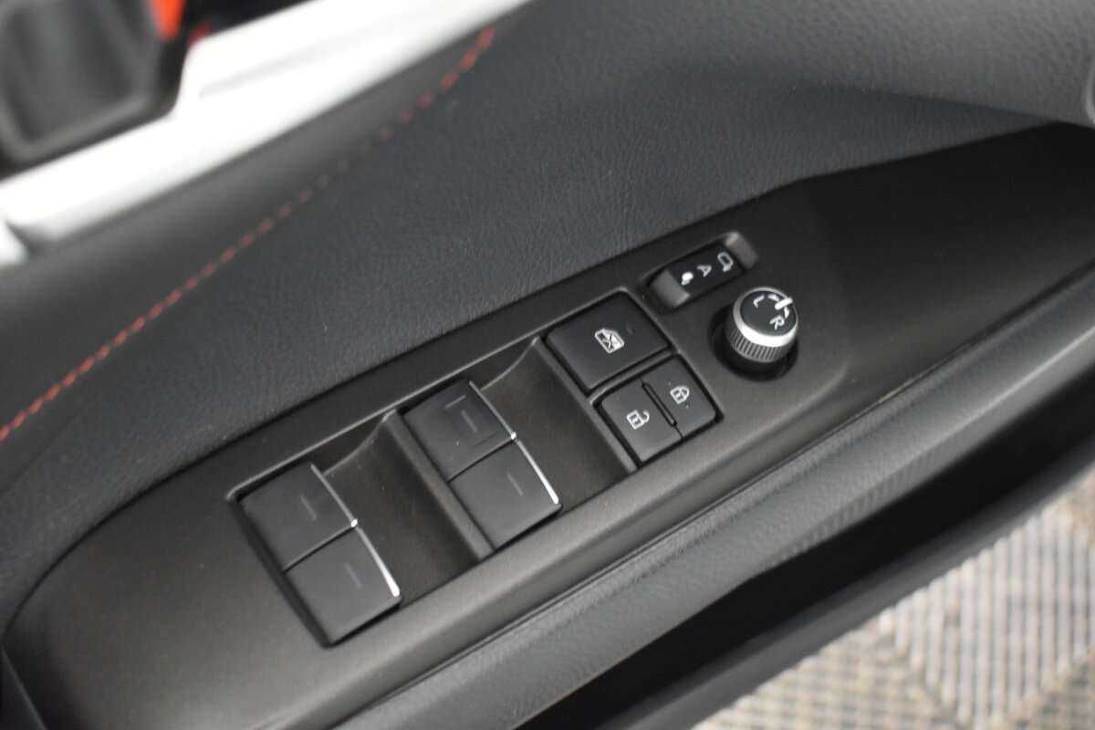 Toyota Camry с пробегом — 2021 год. Фото: #6