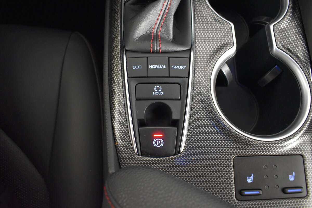 Toyota Camry с пробегом — 2021 год. Фото: #14