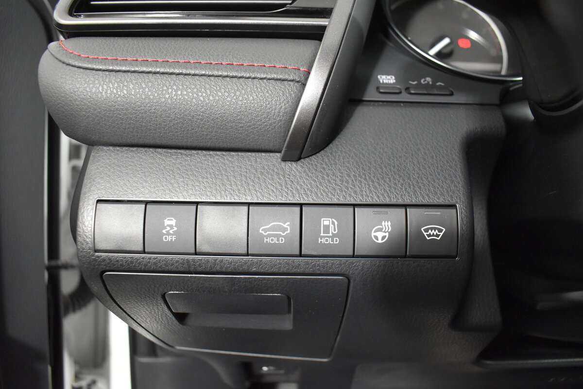 Toyota Camry с пробегом — 2021 год. Фото: #20