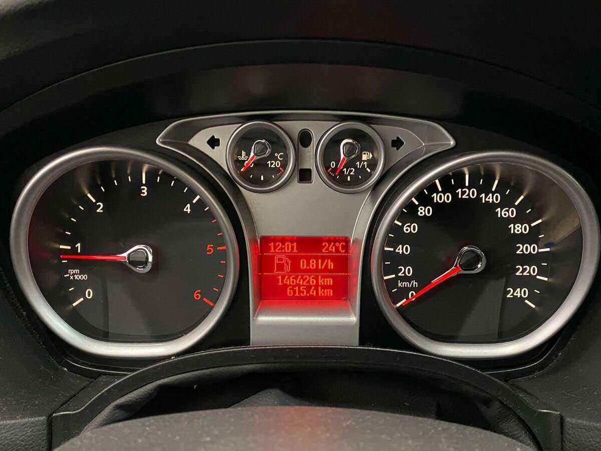 Ford Focus с пробегом — 2009 год. Фото: #11