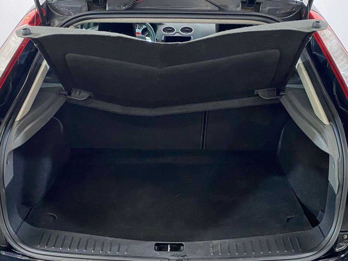 Ford Focus с пробегом — 2009 год. Фото: #13