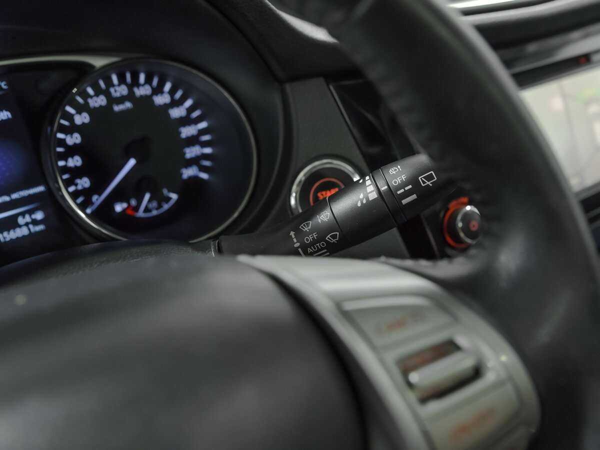 Nissan X-Trail с пробегом — 2015 год. Фото: #9