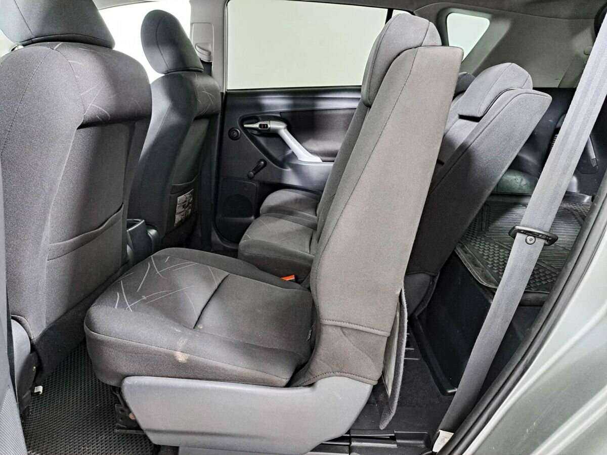 Toyota Verso с пробегом — 2012 год. Фото: #9