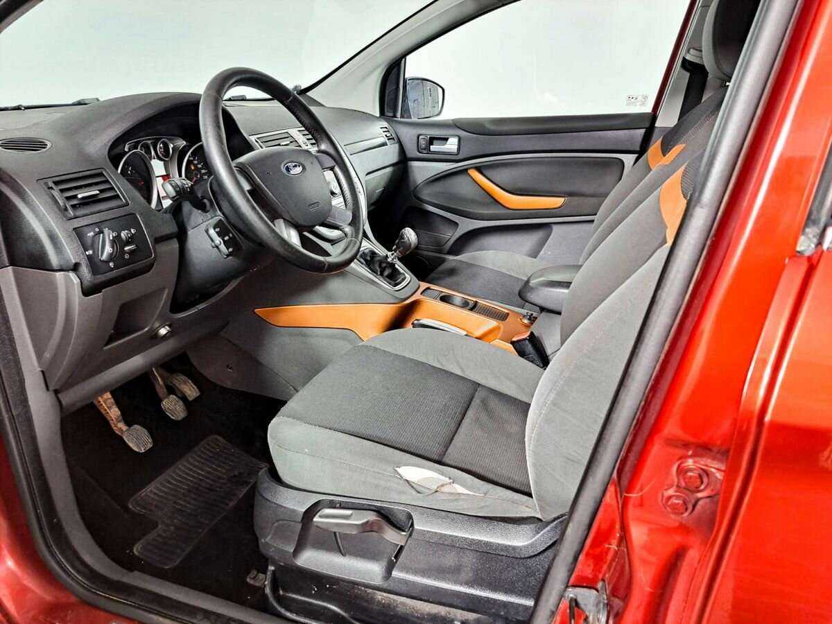 Ford Kuga с пробегом — 2008 год. Фото: #13