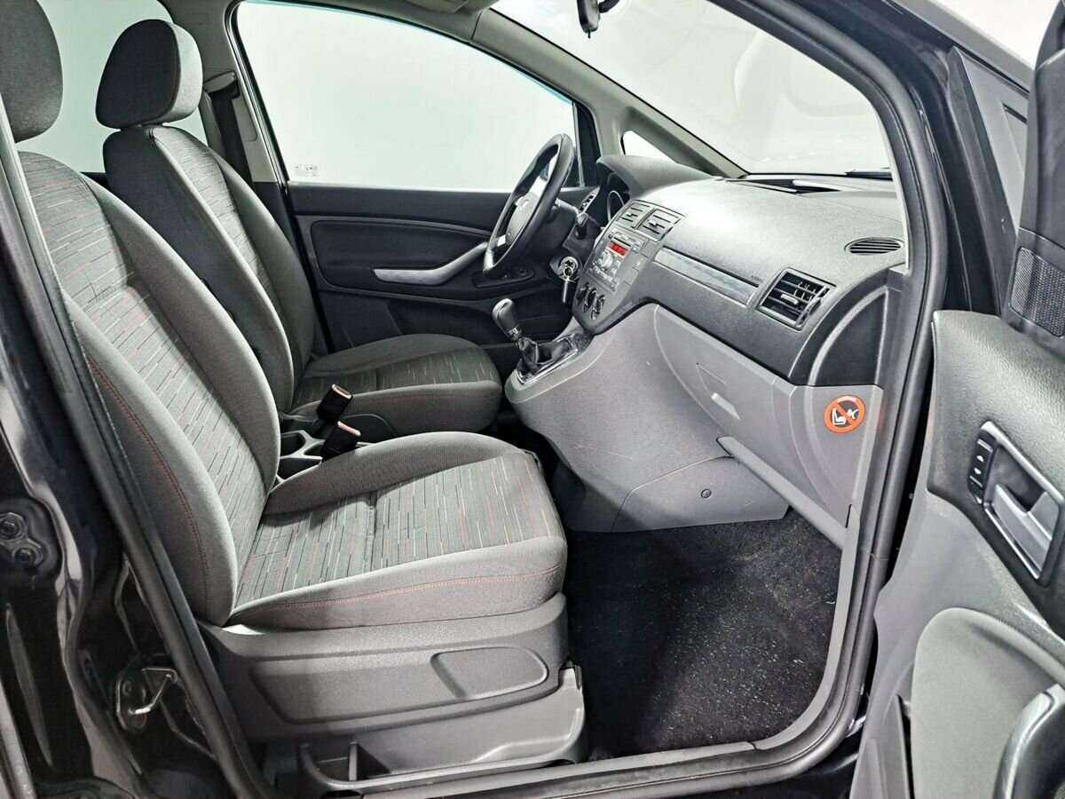 Ford C-MAX с пробегом — 2008 год. Фото: #8