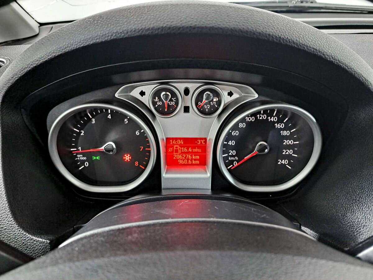 Ford C-MAX с пробегом — 2008 год. Фото: #10