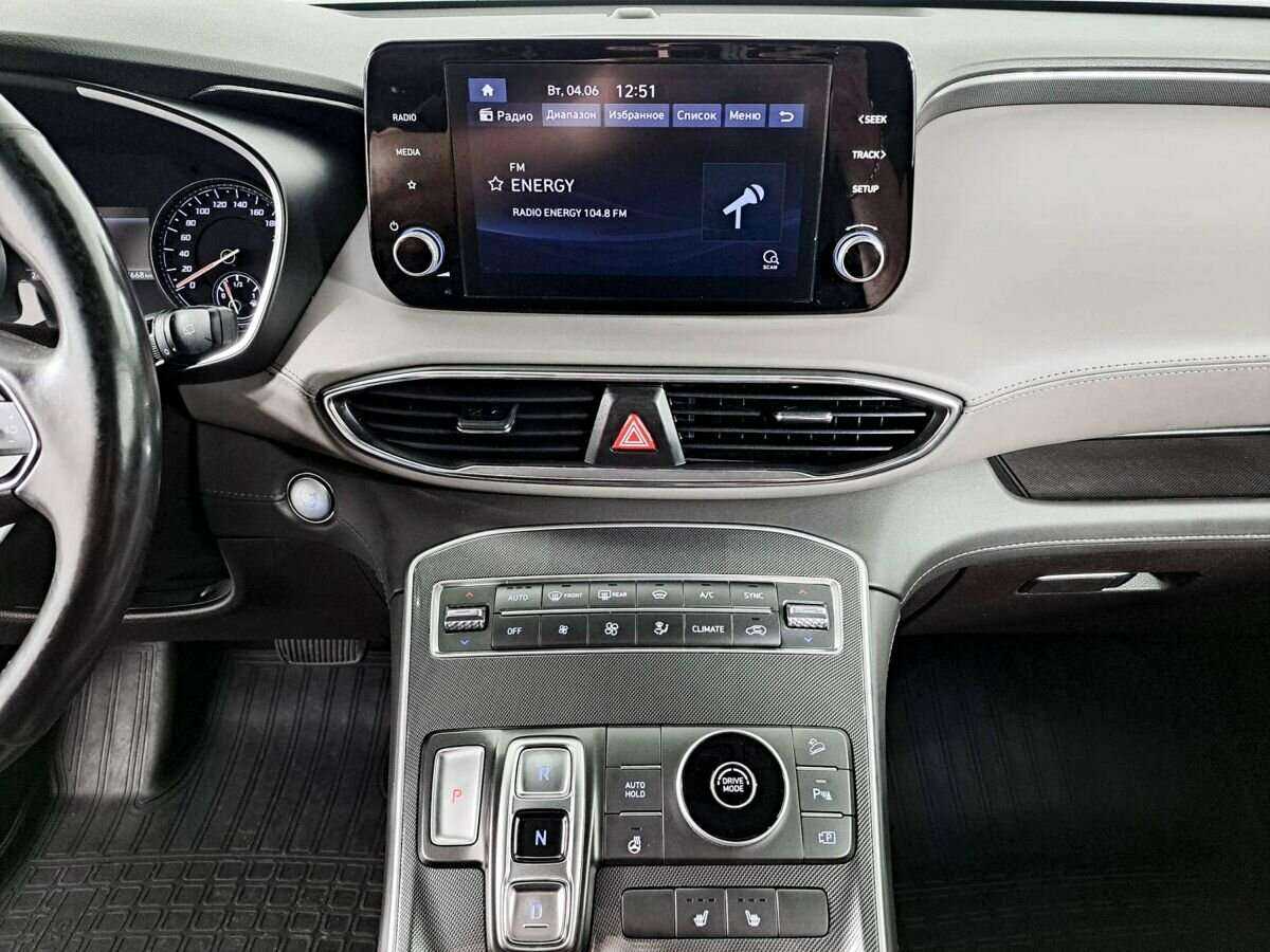 Hyundai Santa Fe с пробегом — 2021 год. Фото: #12