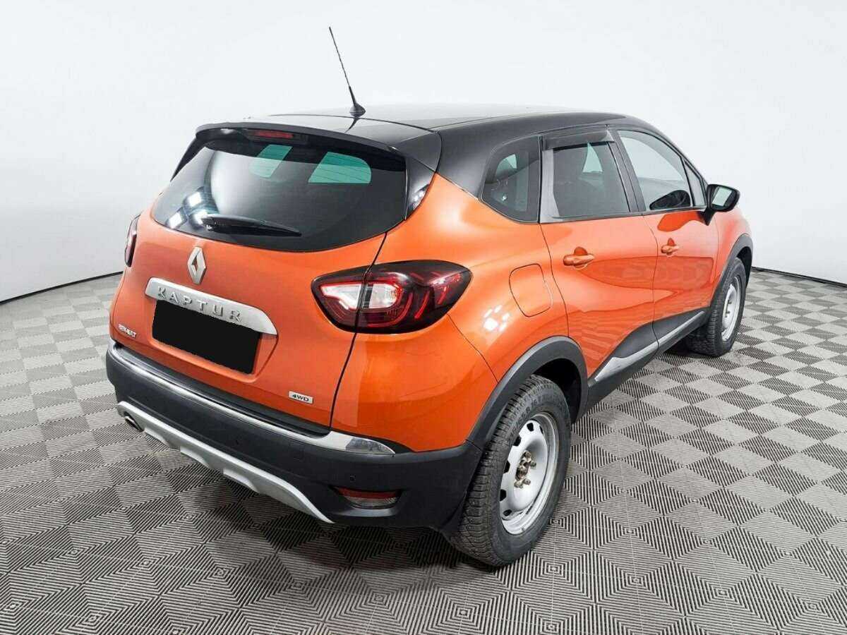 Renault Kaptur с пробегом — 2016 год. Фото: #4