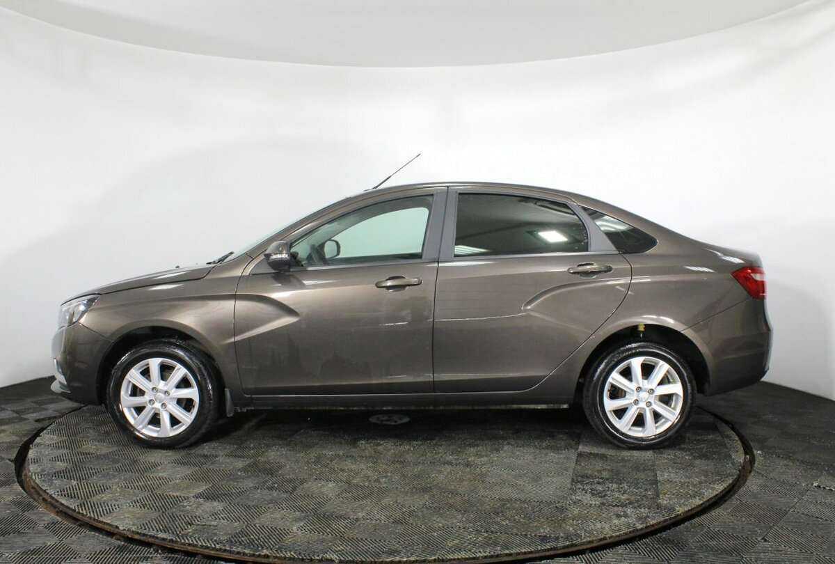 Lada (ВАЗ) Vesta с пробегом — 2022 год. Фото: #5