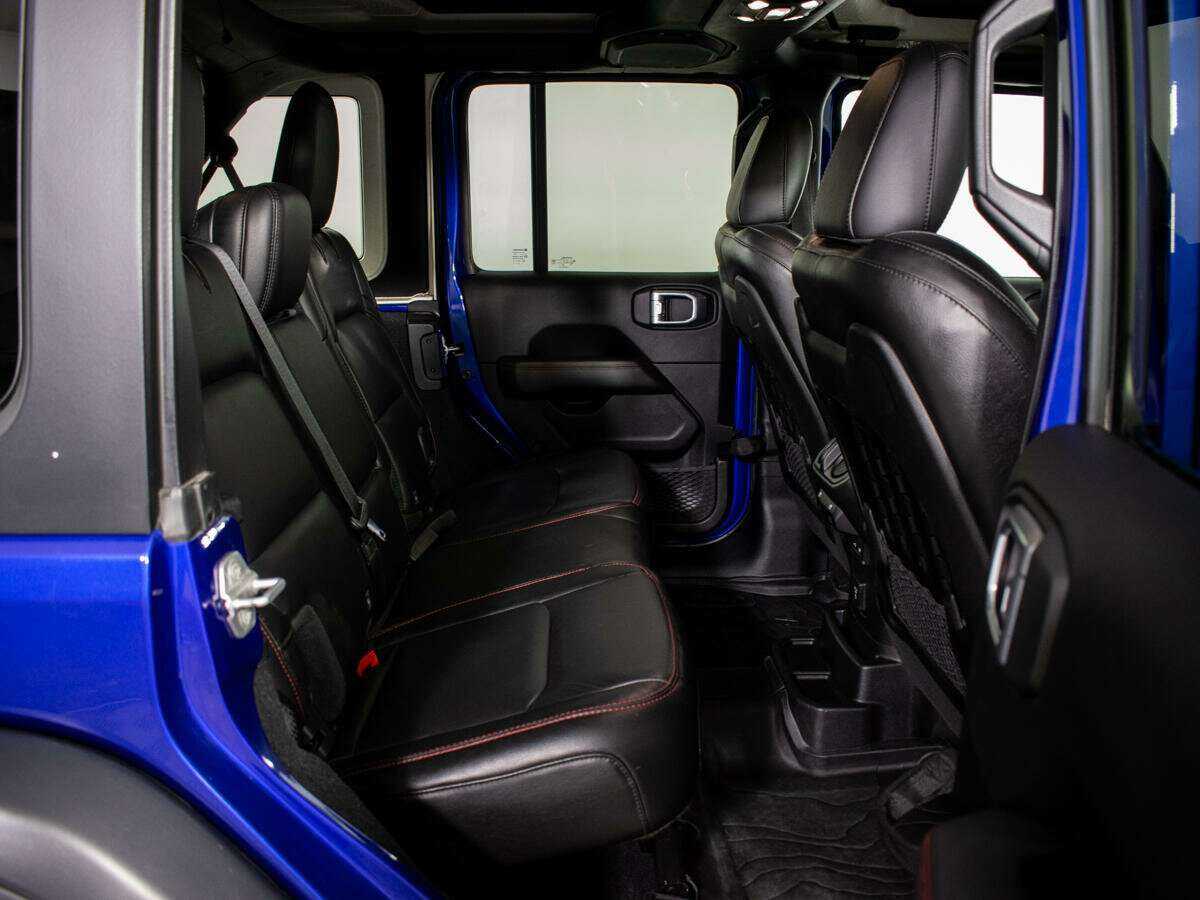 Jeep Wrangler с пробегом — 2020 год. Фото: #6