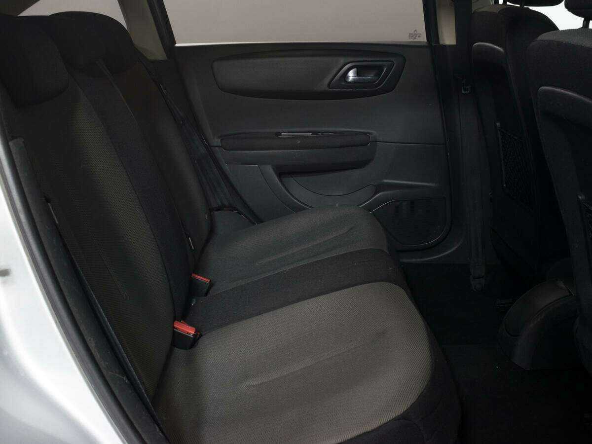 Citroen C4 с пробегом — 2010 год. Фото: #8