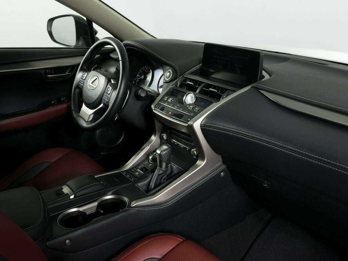 Lexus NX с пробегом — 2021 год. Фото: #8