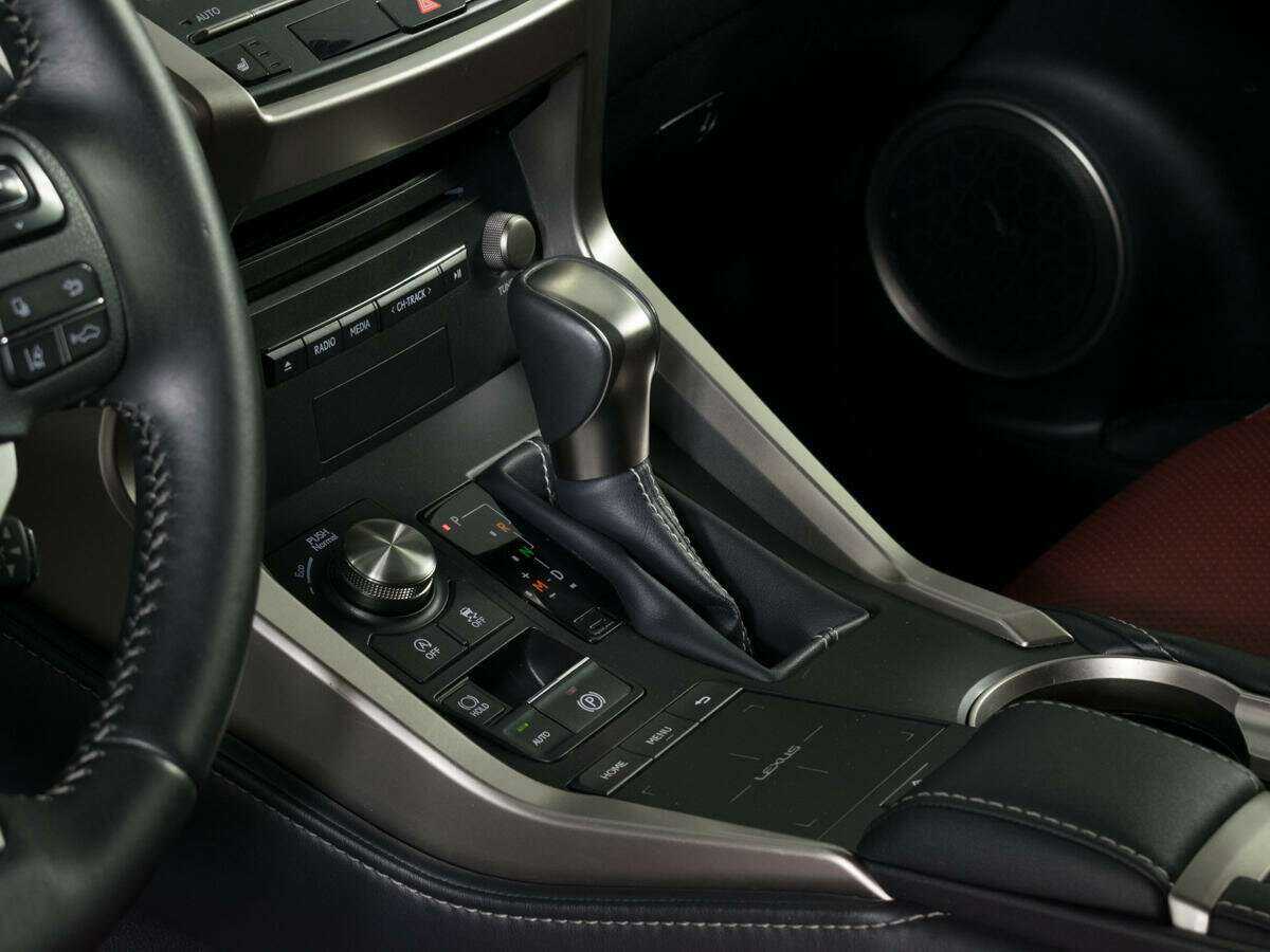 Lexus NX с пробегом — 2021 год. Фото: #15