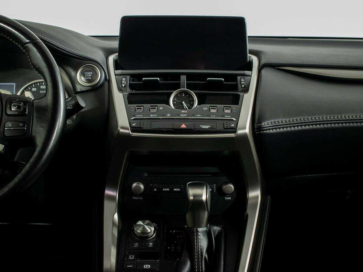 Lexus NX с пробегом — 2020 год. Фото: #10