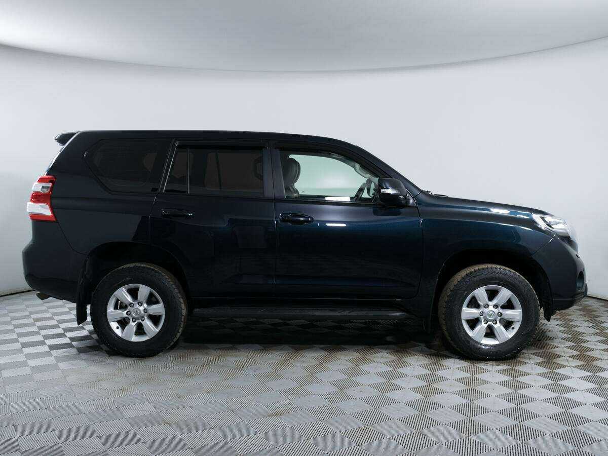 Toyota Land Cruiser Prado с пробегом — 2015 год. Фото: #3