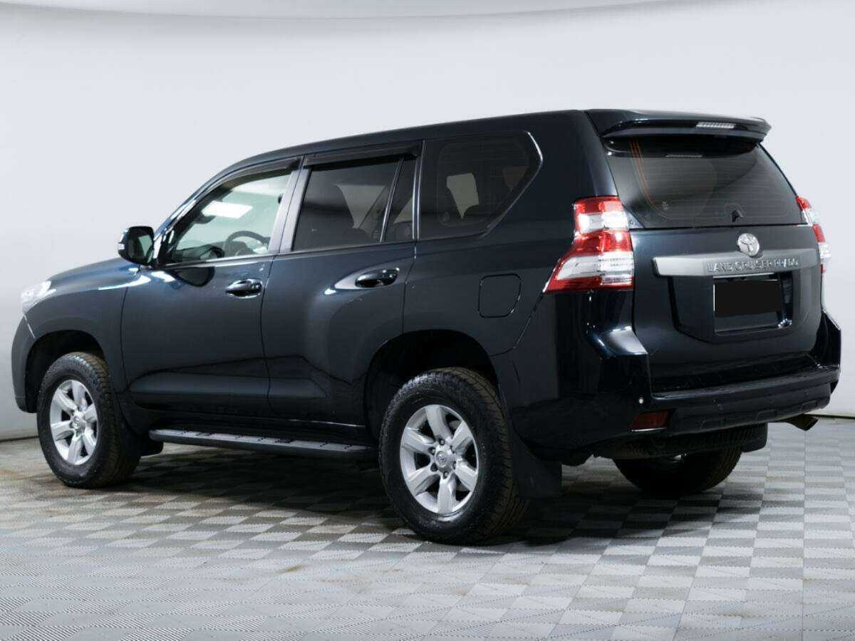 Toyota Land Cruiser Prado с пробегом — 2015 год. Фото: #6