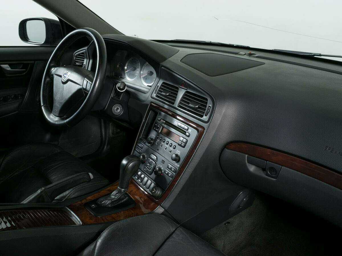 Volvo S60 с пробегом — 2008 год. Фото: #6