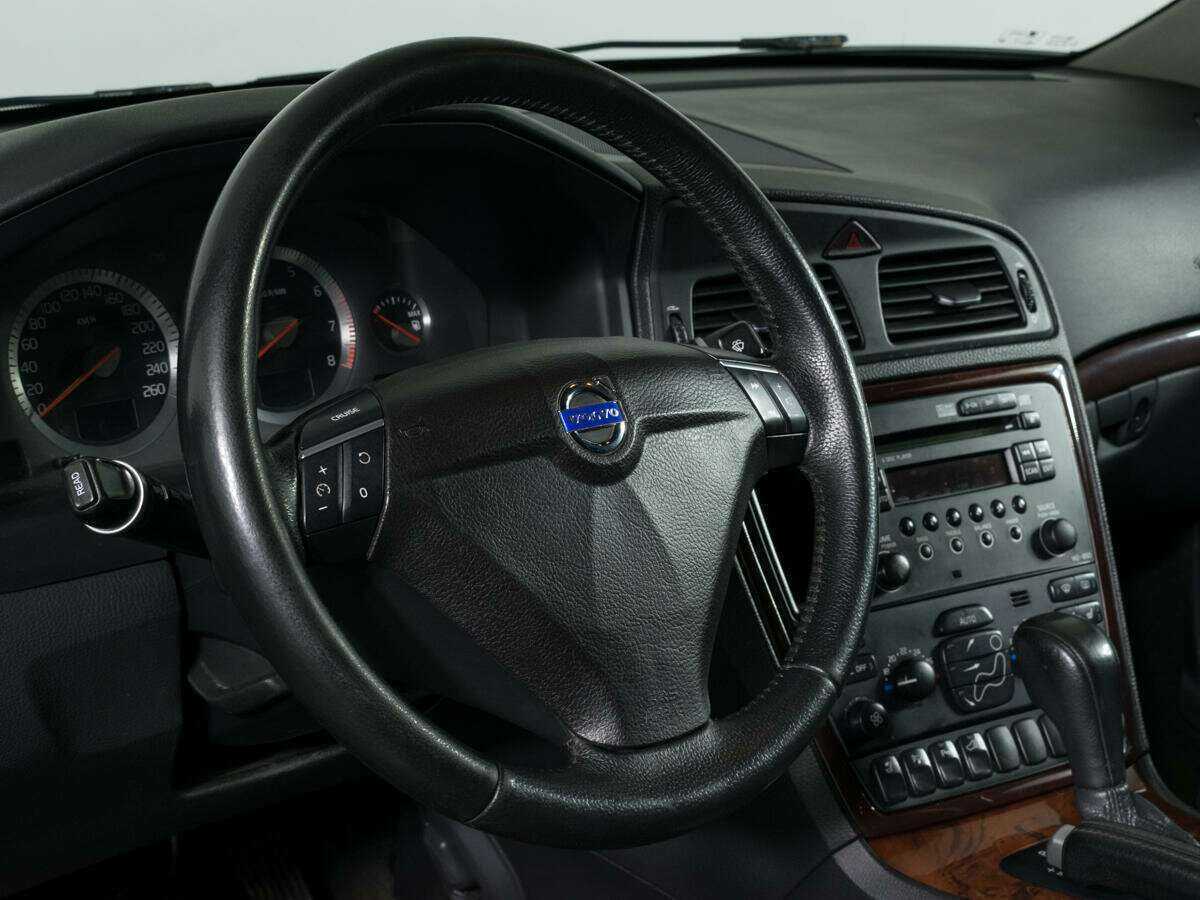 Volvo S60 с пробегом — 2008 год. Фото: #11