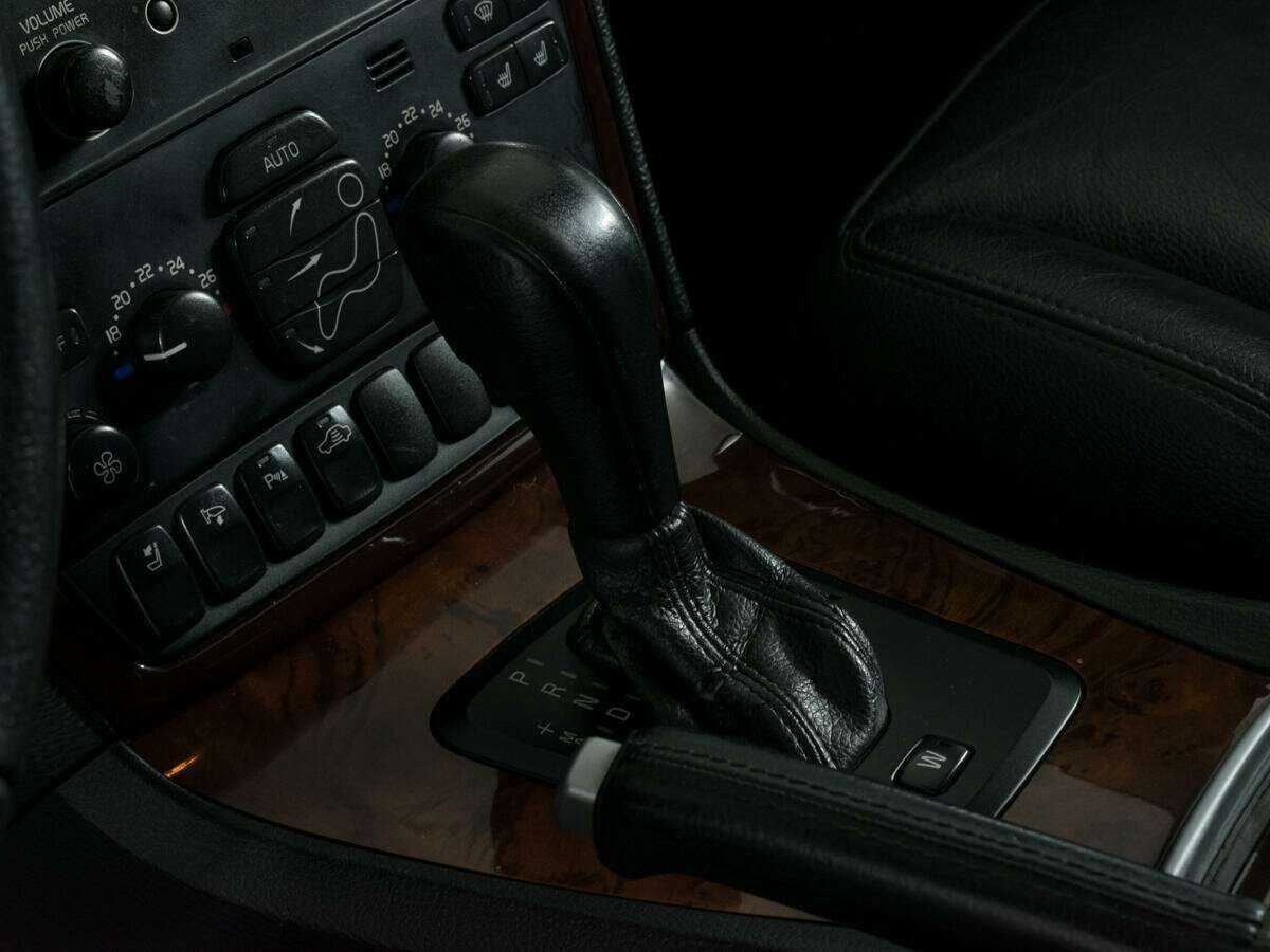 Volvo S60 с пробегом — 2008 год. Фото: #12