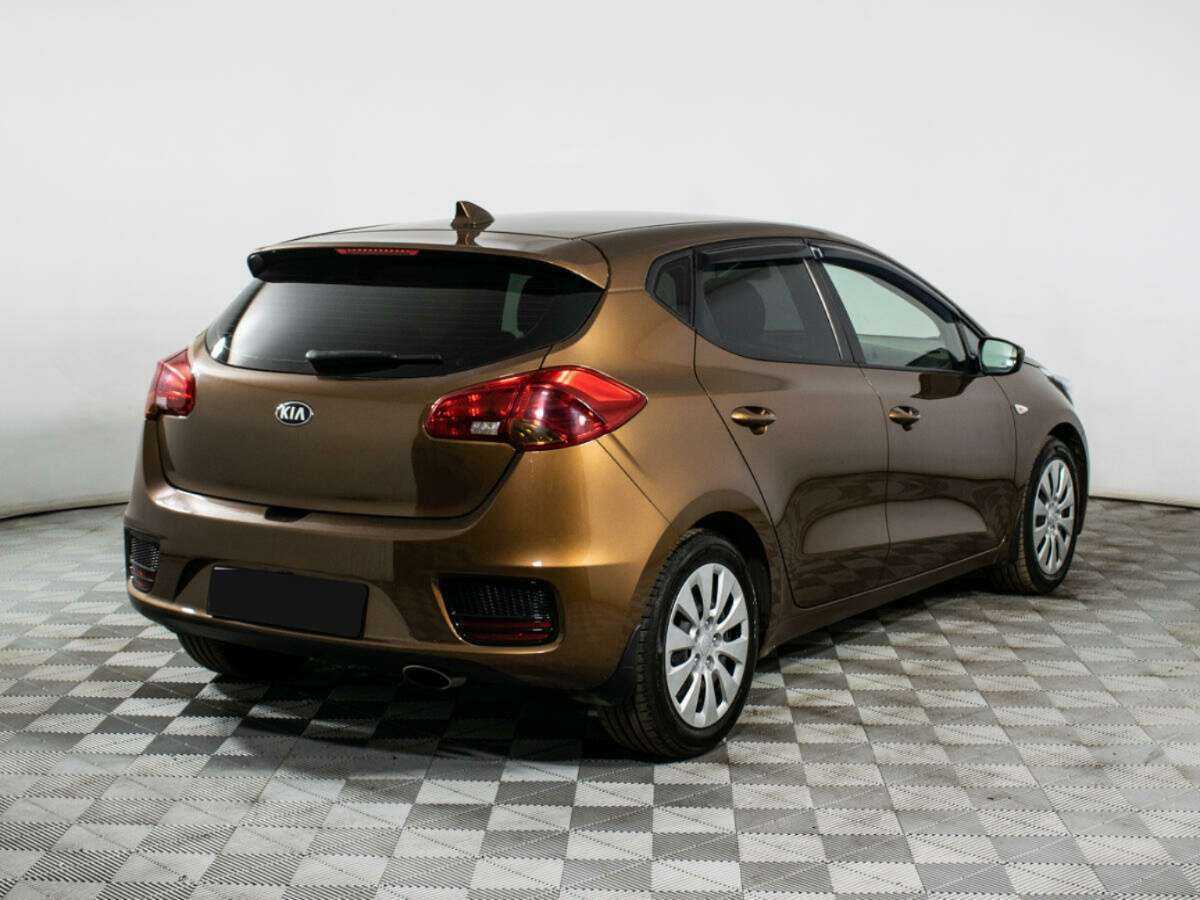 Kia Ceed с пробегом — 2017 год. Фото: #4