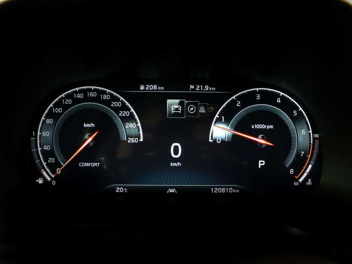 Kia K900 с пробегом — 2019 год. Фото: #10