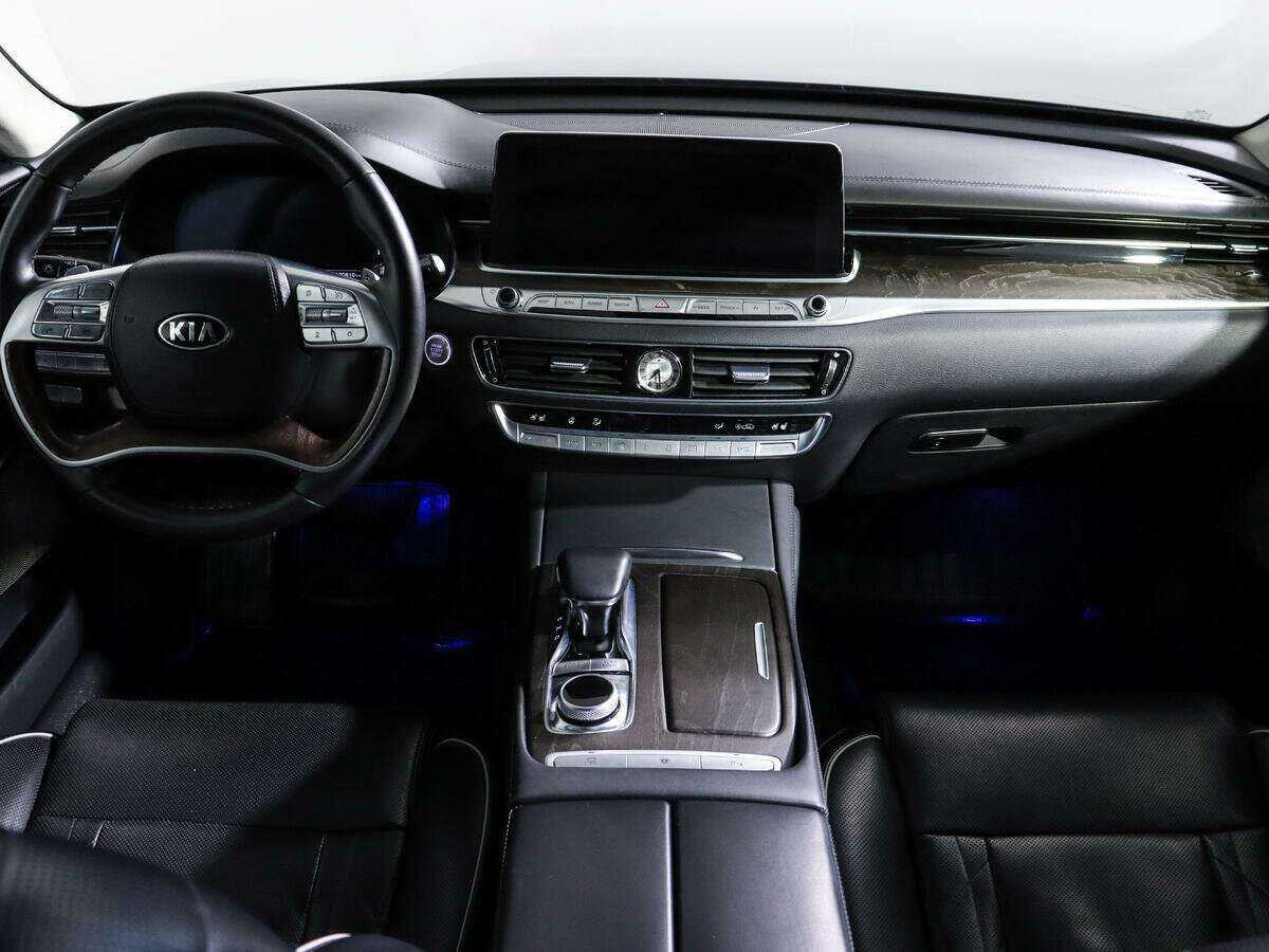 Kia K900 с пробегом — 2019 год. Фото: #11