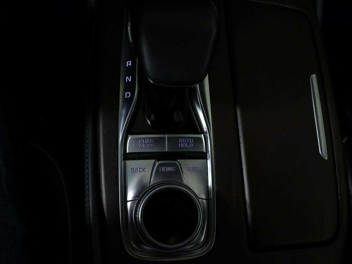 Kia K900 с пробегом — 2019 год. Фото: #29