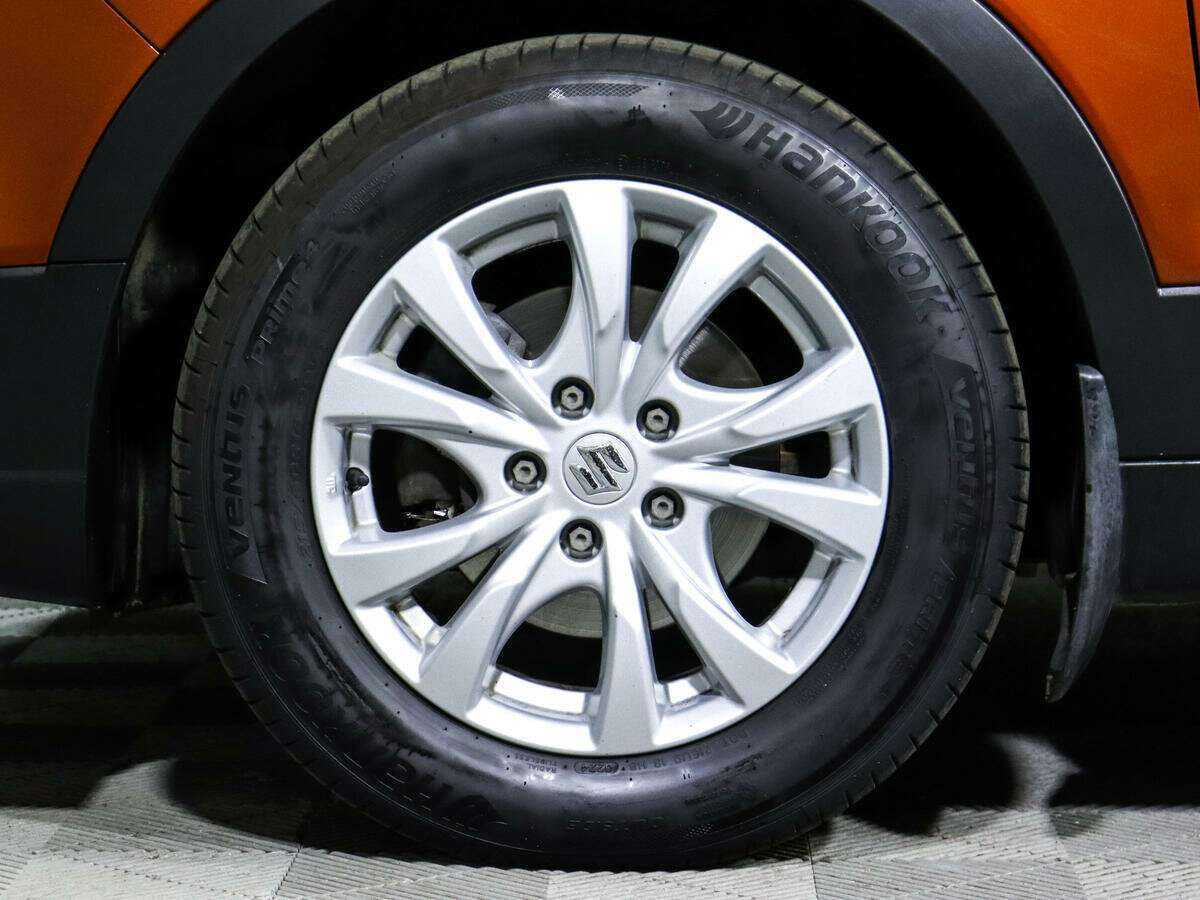 Suzuki SX4 с пробегом — 2016 год. Фото: #18