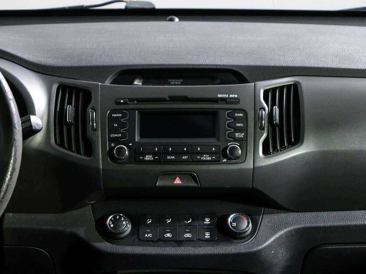 Kia Sportage с пробегом — 2012 год. Фото: #10