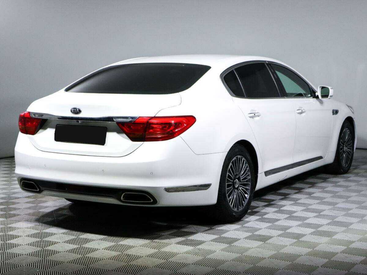 Kia Quoris с пробегом — 2013 год. Фото: #3