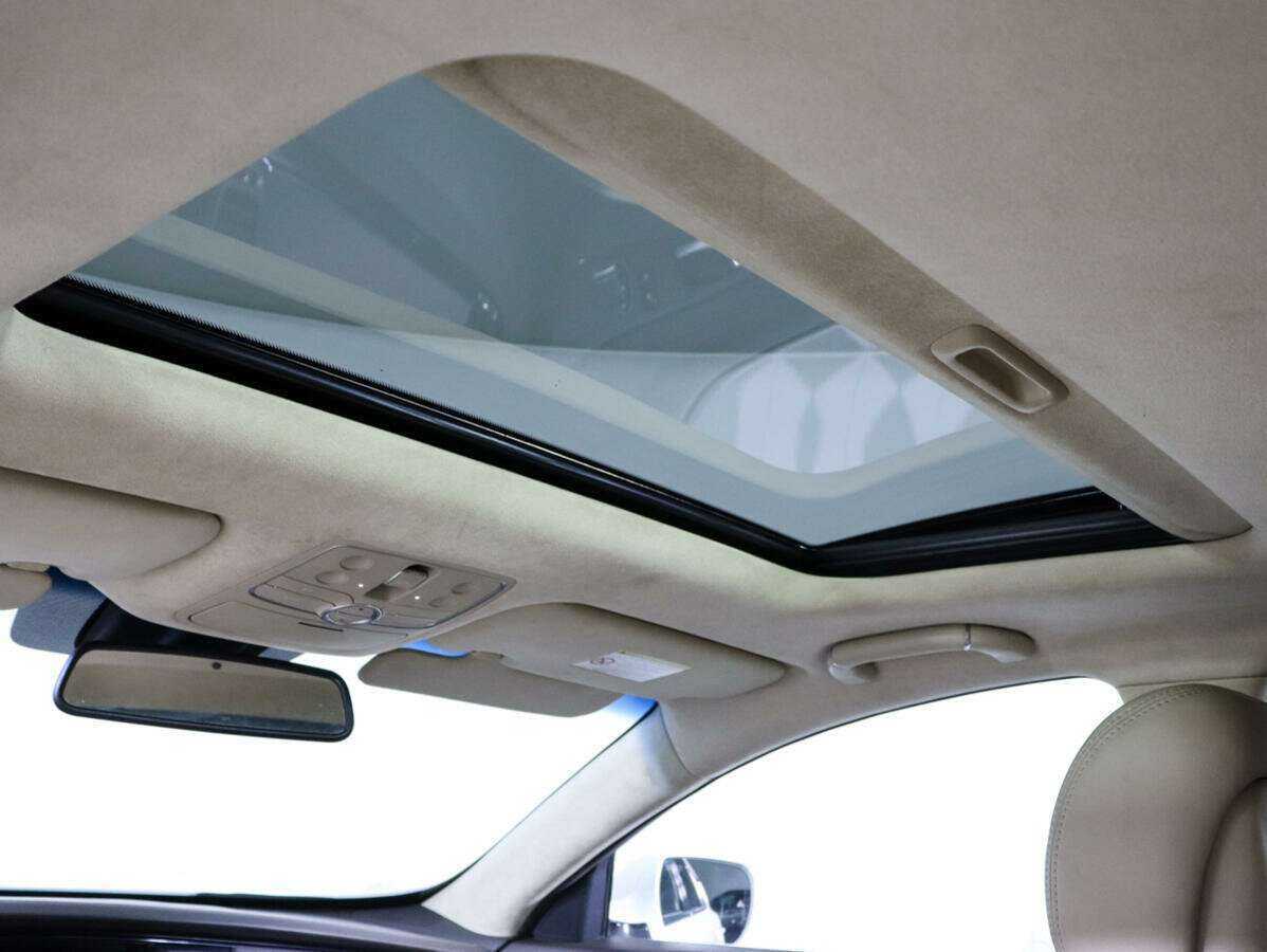 Kia Quoris с пробегом — 2013 год. Фото: #25