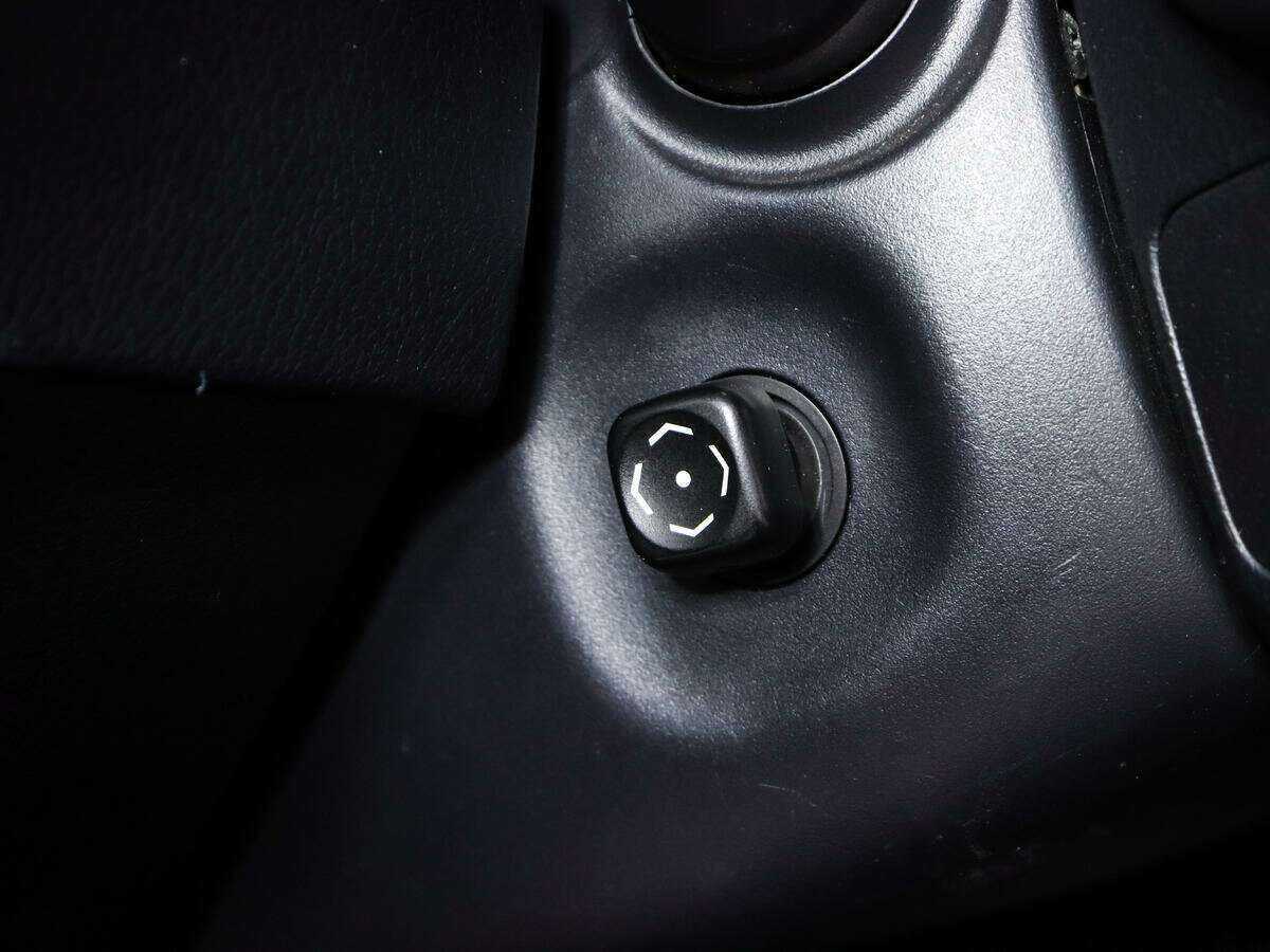 Lexus GX с пробегом — 2011 год. Фото: #17