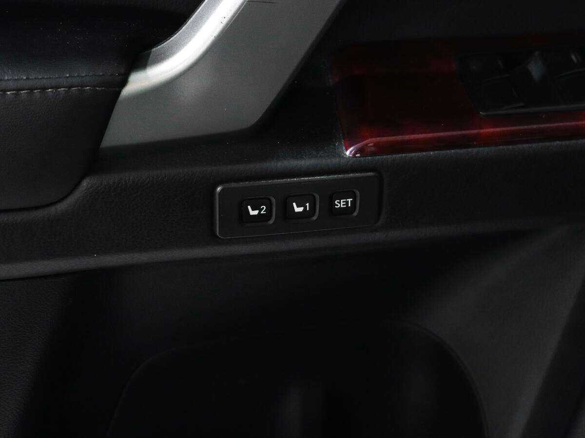 Lexus GX с пробегом — 2011 год. Фото: #19