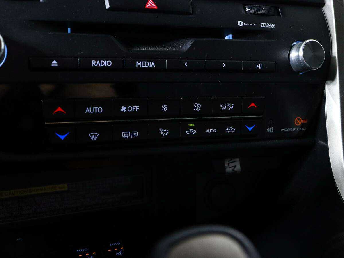 Lexus RX с пробегом — 2016 год. Фото: #15