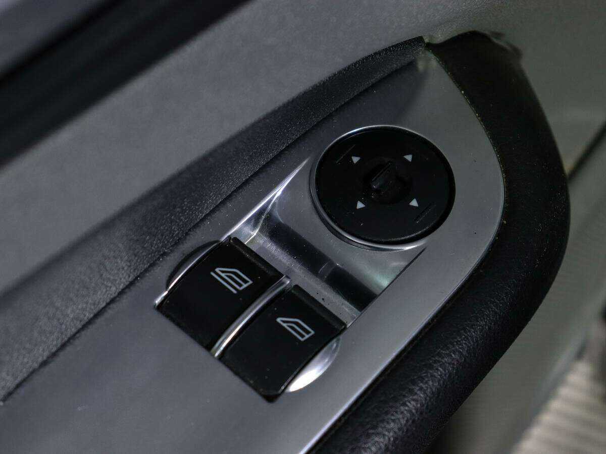 Ford Focus с пробегом — 2010 год. Фото: #12