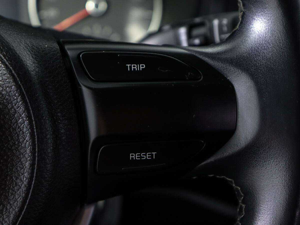 Kia Rio с пробегом — 2019 год. Фото: #17