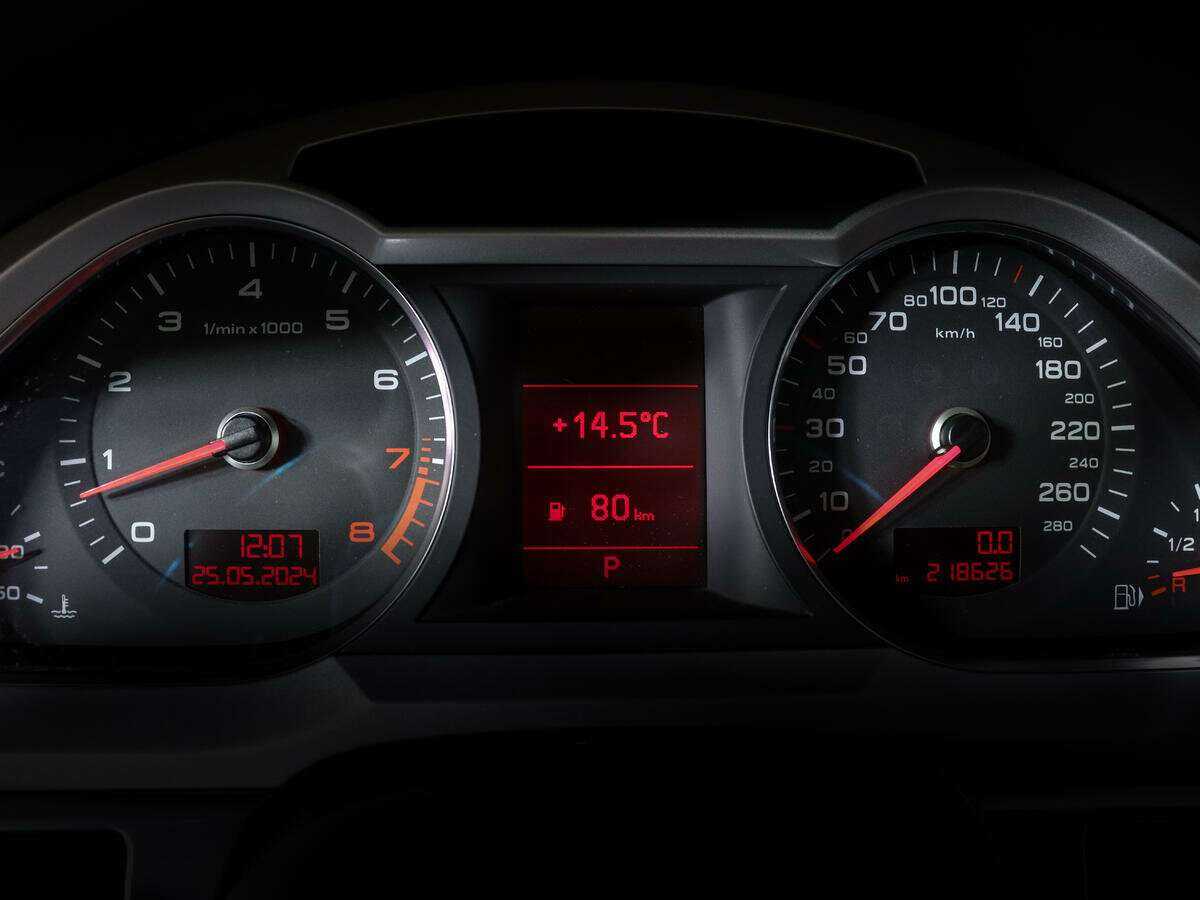 Audi A6 с пробегом — 2009 год. Фото: #8